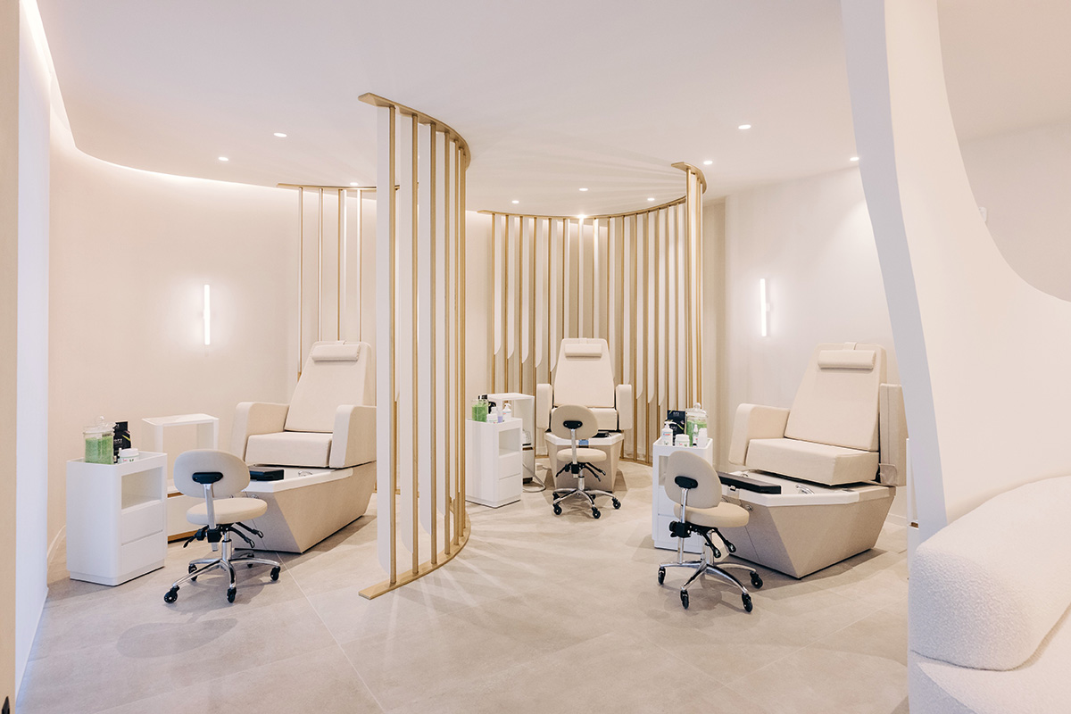 Matt Royal Matress Store Interior Design Renovation Thessaloniki