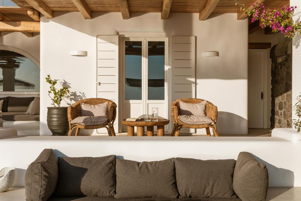 Matt Royal Matress Store Interior Design Renovation Thessaloniki