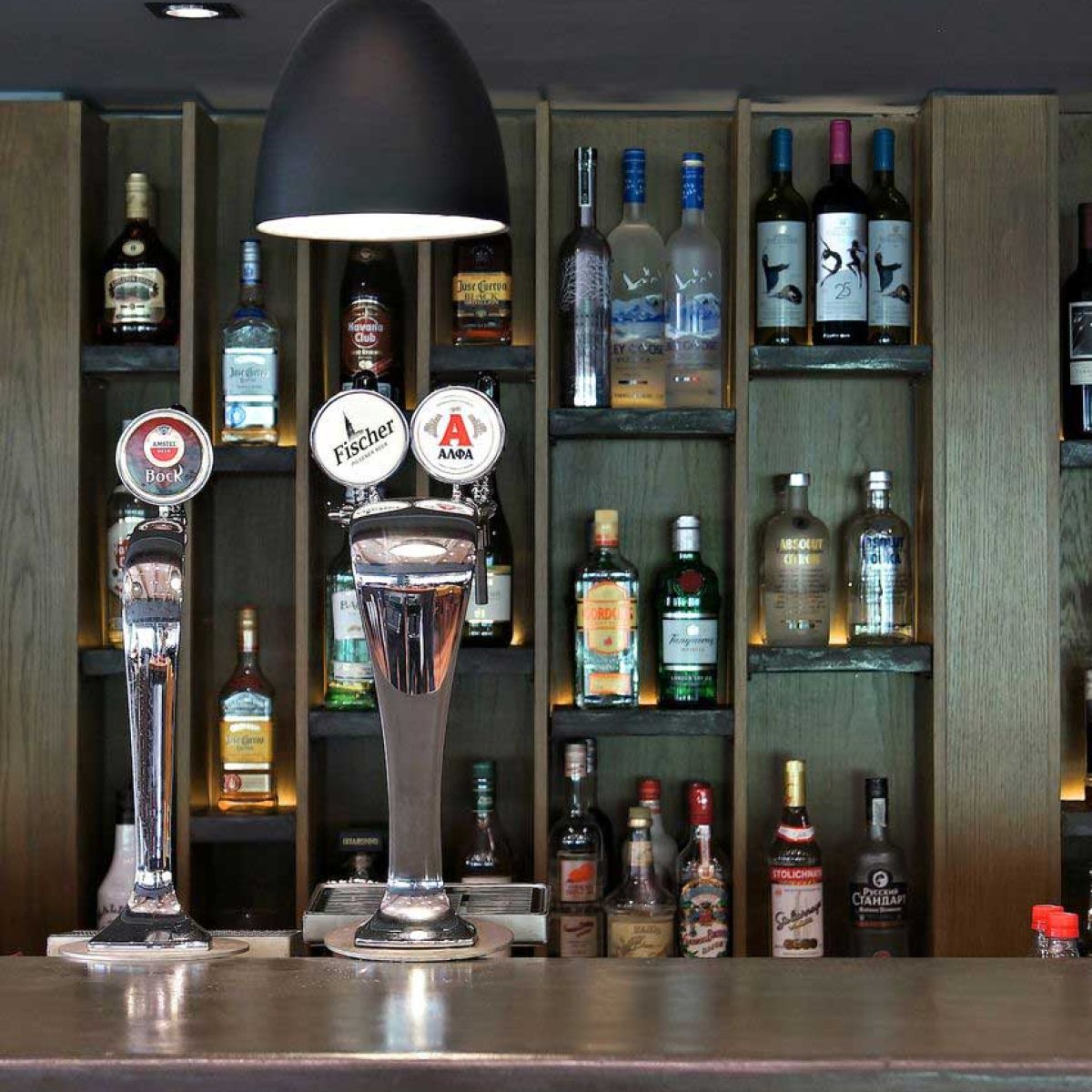 Icons BAR RESTAURANT - NOOS Interior Architects